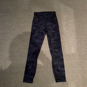 Camo leggings